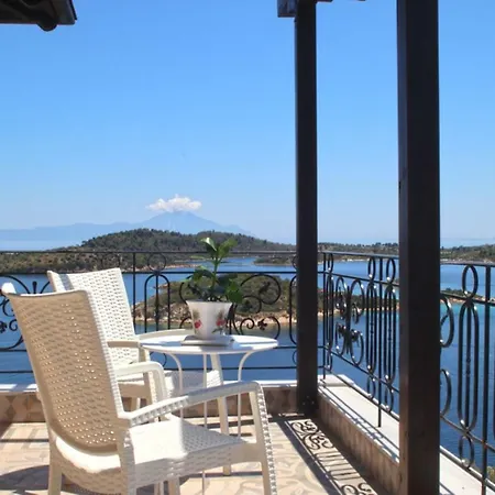 Aeriko Amazing Sea View *